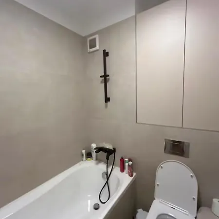 Urbannest * 부쿠레슈티